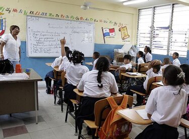 Meduca: Deserción escolar en Panamá disminuyó en 2013
