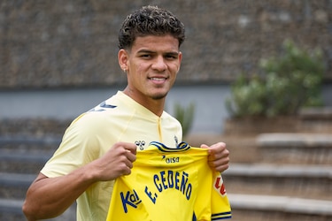 Edward Cedeño: ‘Es un orgullo ser el primer jugador panameño de la UD Las Palmas’
