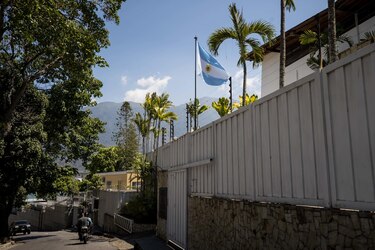 Brasil asume la representación argentina en Venezuela tras salida de sus diplomáticos