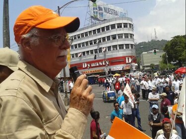 Jované celebra cierre de campaña en mitin de trabajadores