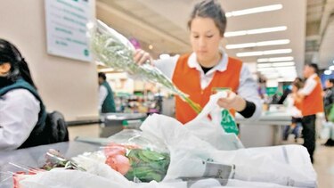 Desempleo en Chile sube más de lo previsto