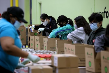 Miles de personas recuperan progresivamente el agua y la electricidad en Texas tras ola de frío