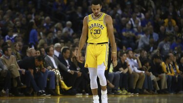 Curry sufre lesión de ingle y se perderá duelo del sábado