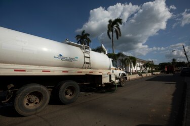 El negocio redondo de los cisternas: el Idaan repartió $12 millones