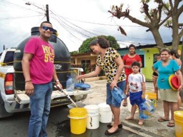 Levantan suspensión de consumo de agua en Azuero