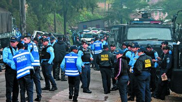 Oposición pide revisar totalidad de las actas