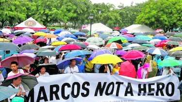 Protestan contra sepelio de exdictador