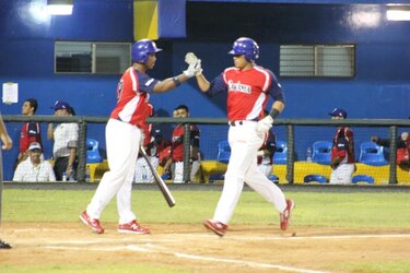 Panamá derrota a Puerto Rico en fiesta de cuadrangulares