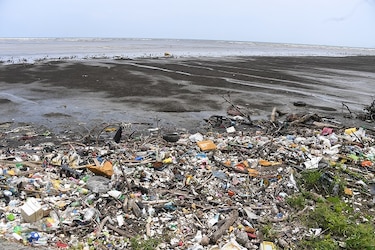 Cambio climático y contaminación plástica: un ciclo peligroso