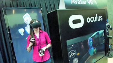 Facebook prueba nuevo casco de realidad virtual