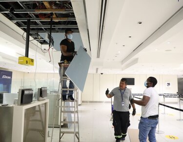 Obstrucción de un ducto provoca filtraciones en la terminal de pasajeros de Tocumen