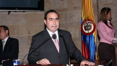 Magistrado Pretelt acusa a colega de 'entorpecer la justicia'