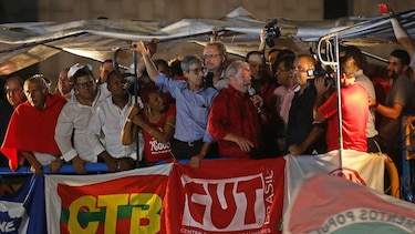 Juez de la Corte Suprema de Brasil suspende designación de Lula como ministro