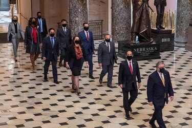Juicio político contra Donald Trump avanza tras votación en el Senado