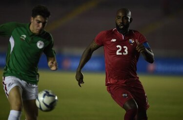 Panamá iguala 0 a 0 ante el País Vasco en la despedida de cuatro leyendas