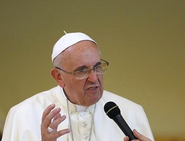 El papa Francisco hace condena silenciosa al aborto