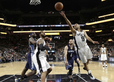 San Antonio y Atlanta pisan firmes