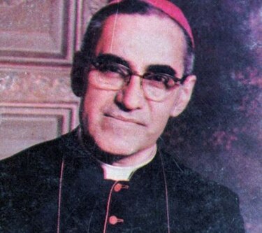 El Salvador: Piden investigar asesinato de monseñor Romero