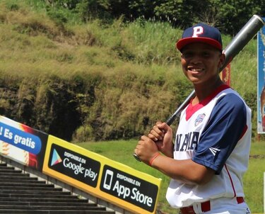 Panamá cierra fase regular con paliza sobre Perú