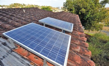 Singh: ‘Flexibilizar la instalación de paneles  favorecería  la tarifa’