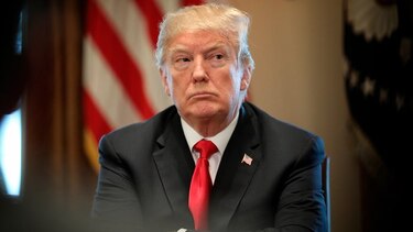 Trump anuncia suspensión de la migración permanente a Estados Unidos por 60 días