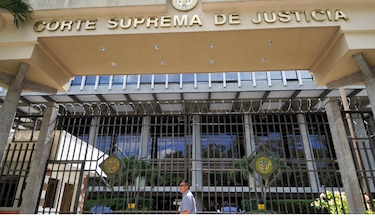 Corte salvadoreña rechaza reconocer matrimonio homosexual