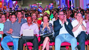 Grupos del PRD miden fuerzas, a meses de elección interna