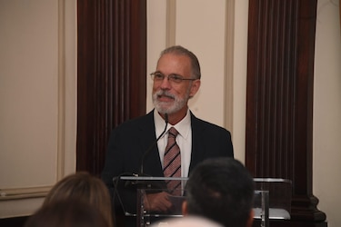 Administración de Mayer Mizrachi investiga gestión de José Luis Fábrega por posible lesión patrimonial