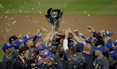 Estados Unidos blanquea a Puerto Rico y conquista su primer Clásico