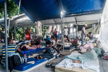 Haití espera una tormenta cuando aún lidia con las secuelas del terremoto