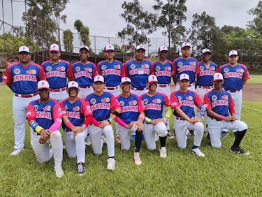 Antón conquista de forma invicta la Serie Latinoamericana preintermedia y va al Mundial en Taylor