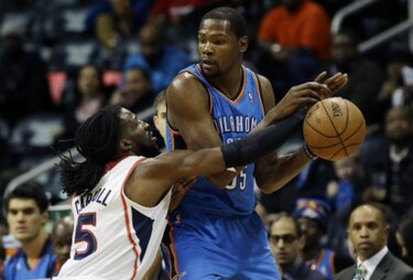 LeBron James y Kevin Durant encabezan votación para Juego de Estrellas