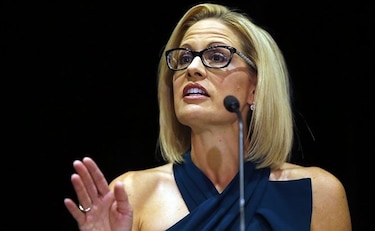 Arizona: republicana reconoce derrota en apretada carrera por el Senado