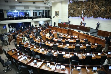 Las manos rápidas de los diputados
