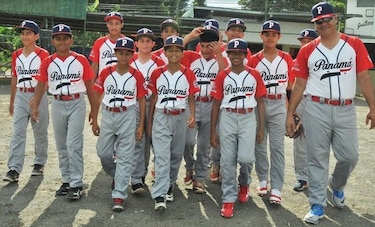 Venezuela supera a Panamá 5-3