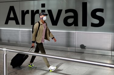 Reino Unido impondrá 14 días de cuarentena a quien llegue del extranjero