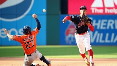 Los campeones defensores se mantienen en la pelea