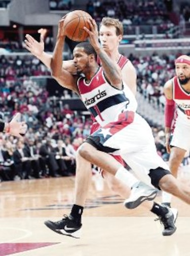 Wizards tienen ventaja 3-1