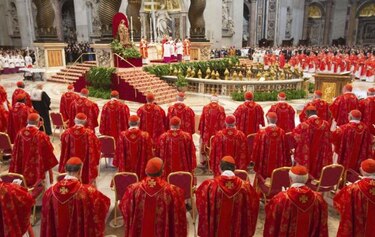 Cardenal Sodano pide en la misa previa al cónclave la unidad en la Iglesia