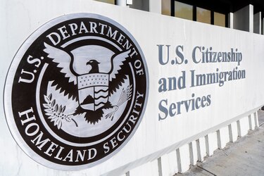 Aumenta el costo de algunos trámites migratorios en Estados Unidos, estos son los precios