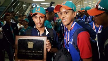 Llegan los campeones de la Serie Mundial