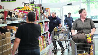 Precios al consumidor caen 0.4% en junio