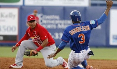 Panameño Rubén Tejada es activado por los Cardenales de San Luis