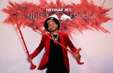 Técnico del PSG afirma que Neymar está mejorando tras lesión