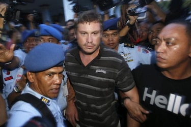 Pasajero ebrio causa alerta de secuestro en Bali