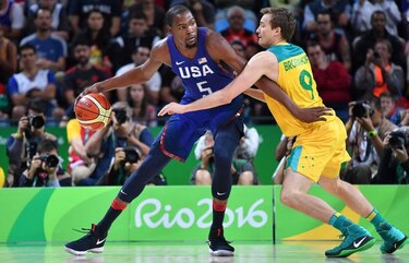LeBron, Durant y Curry, en convocatoria para el Dream Team de Estados Unidos