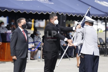 John Dornheim asume el cargo como director de la Policía Nacional