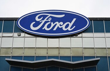 Ford recortará 3 mil puestos  de trabajo para reducir costos
