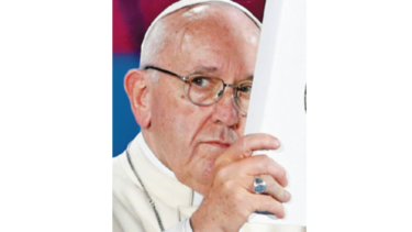 Atacar pedofilia con hechos y no con palabras, exigen al papa