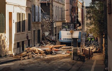 Ya son seis los cuerpos recuperados del edificio derrumbado en Marsella